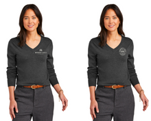 Load image into Gallery viewer, Memory&#39;s Hill Stables - Brooks Brothers ® Washable Merino V-Neck Sweater